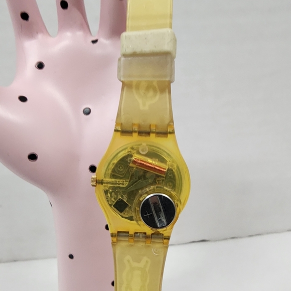 Vintage Swatch Watch LK130 Red Knot Originals 1992 - Picture 5 of 9